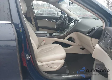 2019 Lincoln Nautilus Reserve z USA, uszkodzony, nr VIN 2LMPJ8LP0KBL43251